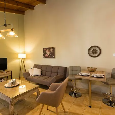 Kamaraki Apt#2 *